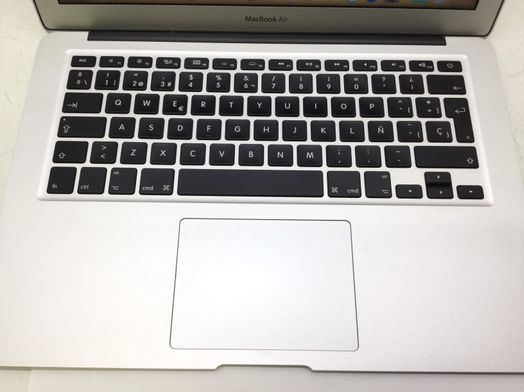 portatil apple apple macbook air core i5 1.8 13 (2012) (a1466)