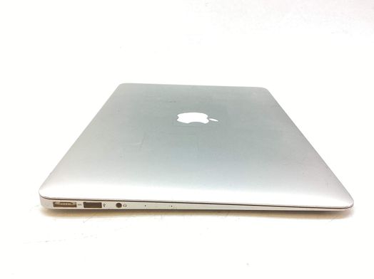 portatil apple apple macbook air core i5 1.8 13 (2012) (a1466)