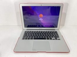 portatil apple apple macbook air core i5 1.8 13 (2017) (a1466)