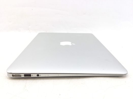 portatil apple apple macbook air core i5 1.8 13 (2017) (a1466)