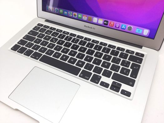 portatil apple apple macbook air core i5 1.8 13 (2017) (a1466)