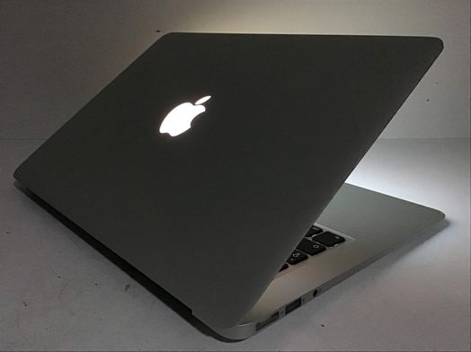 portatil apple apple macbook air core i5 1.8 13 (2017) (a1466)