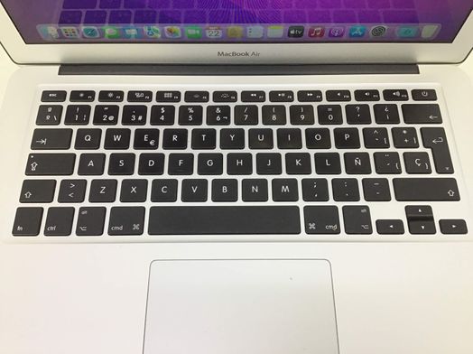 portatil apple apple macbook air core i5 1.8 13 (2017) (a1466)