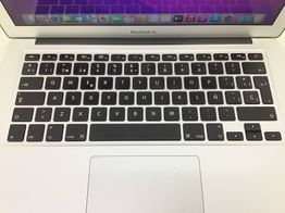 portatil apple apple macbook air core i5 1.8 13 (2017) (a1466)