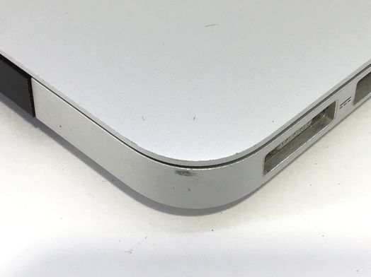 portatil apple apple macbook air core i5 1.8 13 (2017) (a1466)