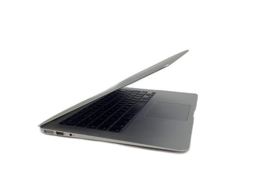 portatil apple apple macbook air core i5 1.8 13 (2017) (a1466)