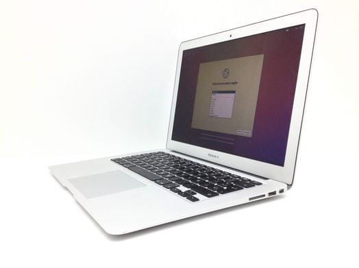 portatil apple apple macbook air core i5 1.8 13 (2017) (a1466)