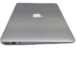 portatil apple apple macbook air core i5 1.8 13 (2017) (a1466)