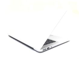 portatil apple apple macbook air core i5 1.8 13 (2017) (a1466)