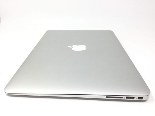 portatil apple apple macbook air core i5 1.8 13 (2017) (a1466)