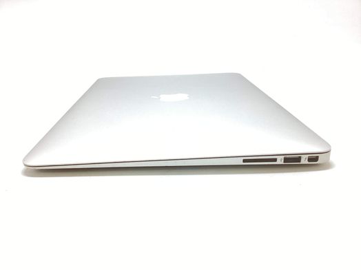 portatil apple apple macbook air core i5 1.8 13 (2017) (a1466)