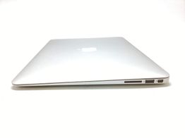 portatil apple apple macbook air core i5 1.8 13 (2017) (a1466)