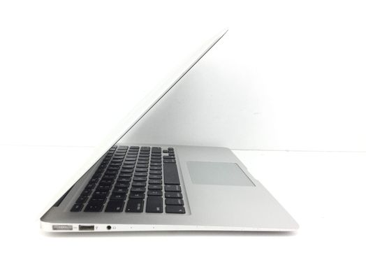portatil apple apple macbook air core i5 1.8 13 (2017) (a1466)