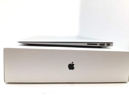 portatil apple apple macbook air core i5 1.8 13 (2017) (a1466)
