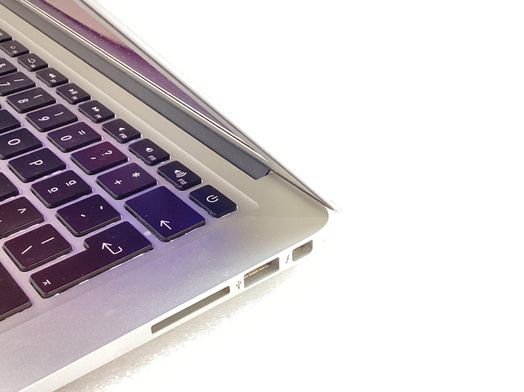 port&aacute;til apple apple macbook air core i5 1.8 13 (2017) (a1466)