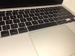 portatil apple apple macbook air m1 8-core 3.2/8 13 (2020) (a2337)
