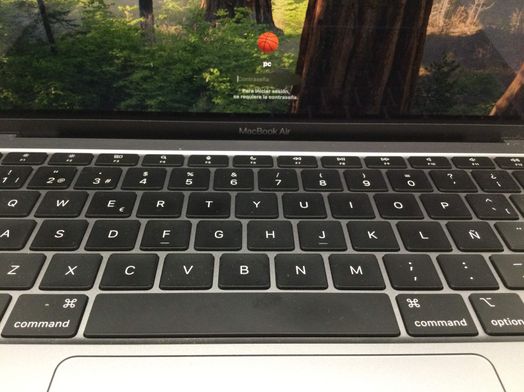 portatil apple apple macbook air m1 8-core 3.2/8 13 (2020) (a2337)