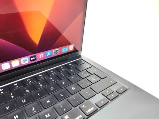 portatil apple apple macbook air m2 8-core 3.4 13 (8gpu) (2022) (a2681)