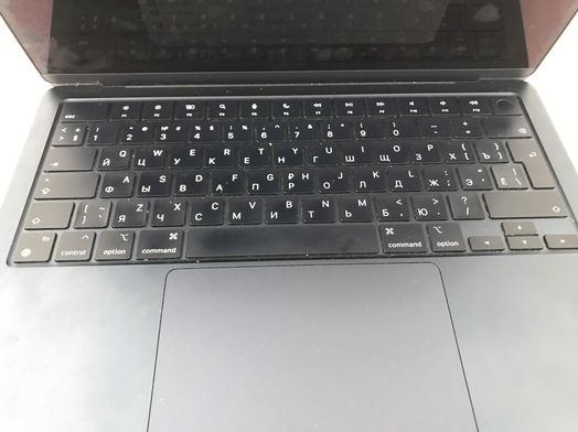 portatil apple apple macbook air m2 8-core 3.4 13 (8gpu) (2022) (a2681)