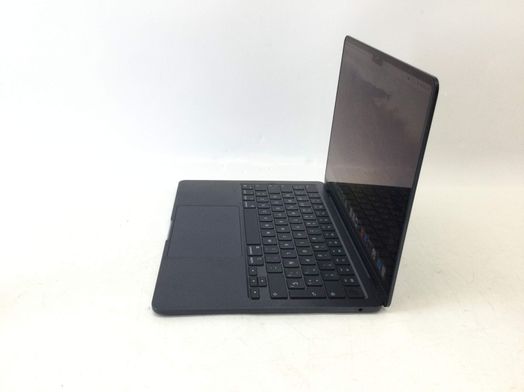 portatil apple apple macbook air m3 8-core 4.0 13 (10gpu) (2024) (a3113)