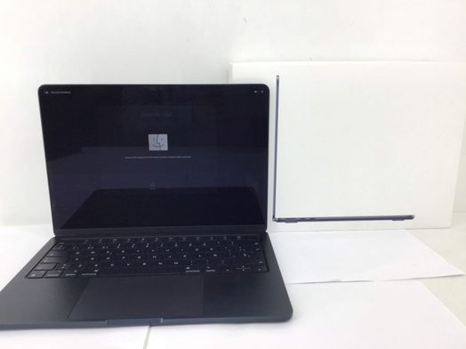 portatil apple apple macbook air m3 8-core 4.0 13 (10gpu) (2024) (a3113)