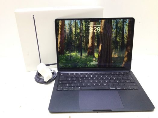 portatil apple apple macbook air m3 8-core 4.0 13 (8gpu) (2024) (a3113)