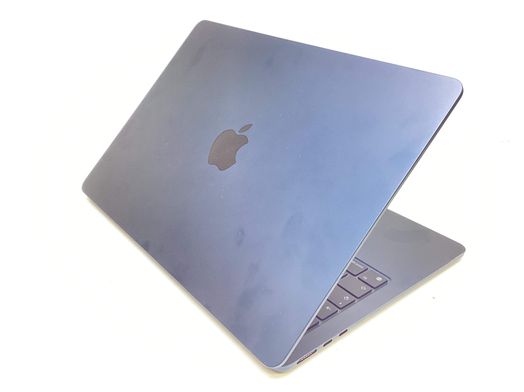 portatil apple apple macbook air m3 8-core 4.0 13 (8gpu) (2024) (a3113)