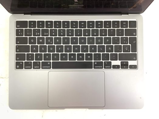 portatil apple apple macbook air m3 8-core 4.0 13 (8gpu) (2024) (a3113)