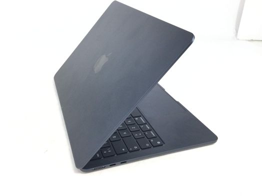 portatil apple apple macbook air m3 8-core 4.0 13 (8gpu) (2024) (a3113)