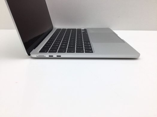 portatil apple apple macbook air m3 8-core 4.0 13 (8gpu) (2024) (a3113)