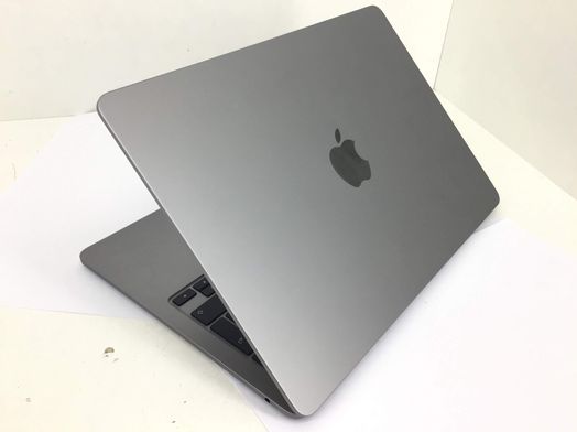 portatil apple apple macbook air m3 8-core 4.0 13 (8gpu) (2024) (a3113)