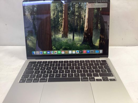 portatil apple apple macbook air m3 8-core 4.0 13 (8gpu) (2024) (a3113)