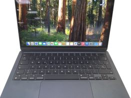 portatil apple apple macbook air m3 8-core 4.0 13 (8gpu) (2024) (a3113)