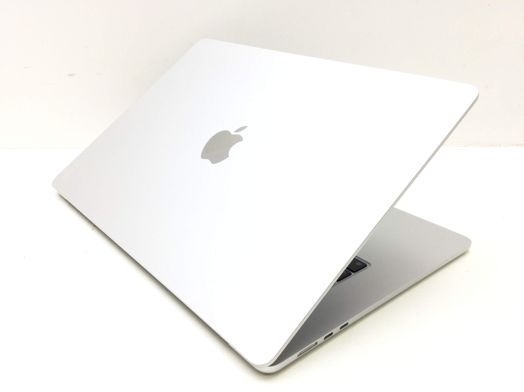 portatil apple apple macbook air m3 8-core 4.0 15 (10gpu) (2024) (a3114)