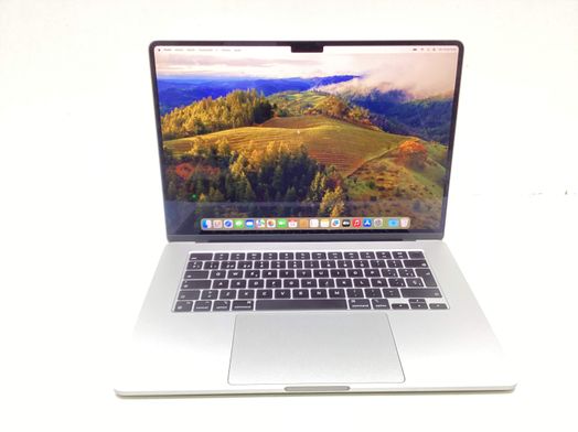 portatil apple apple macbook air m3 8-core 4.0 15 (10gpu) (2024) (a3114)