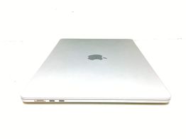 portatil apple apple macbook air m3 8-core 4.0 15 (10gpu) (2024) (a3114)