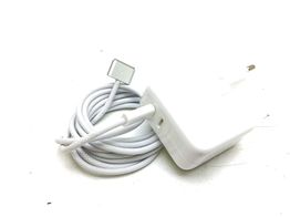 portatil apple apple macbook air m3 8-core 4.0 15 (10gpu) (2024) (a3114)