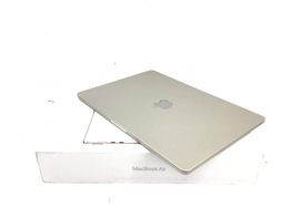 portatil apple apple macbook air m3 8-core 4.0 15 (10gpu) (2024) (a3114)