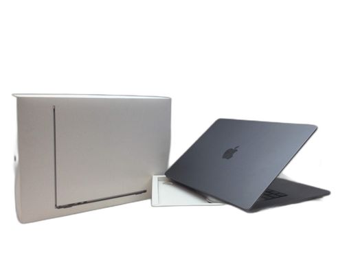 portátil apple apple macbook air m3 8-core 4.0 15 (10gpu) (2024) (a3114)