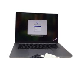 portatil apple apple macbook air m3 8-core 4.0 15 (10gpu) (2024) (a3114)
