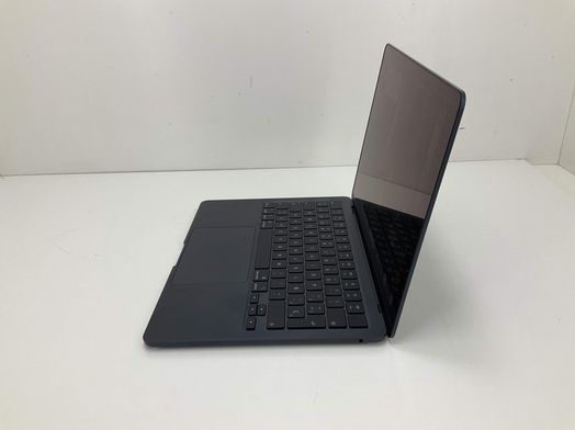 portatil apple apple macbook air m4 10-core 4.4 13 (10gpu) (2025) (a3240)