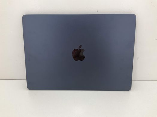 portatil apple apple macbook air m4 10-core 4.4 13 (10gpu) (2025) (a3240)