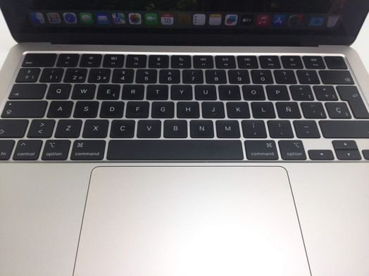 portatil apple apple macbook air m4 10-core 4.4 13 (10gpu) (2025) (a3240)