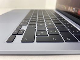 portatil apple apple macbook air m4 10-core 4.4 13 (10gpu) (2025) (a3240)