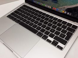 portatil apple apple macbook air m4 10-core 4.4 13 (8gpu) (2025) (a3240)