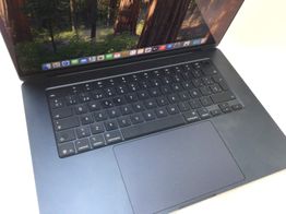 portatil apple apple macbook air m4 10-core 4.4 15 (10gpu) (2025) (a3241)
