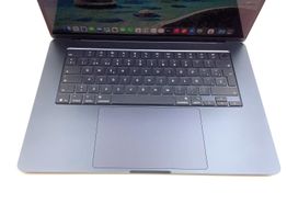 portatil apple apple macbook air m4 10-core 4.4 15 (10gpu) (2025) (a3241)