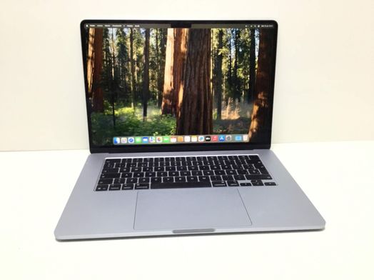portatil apple apple macbook air m4 10-core 4.4 15 (10gpu) (2025) (a3241)