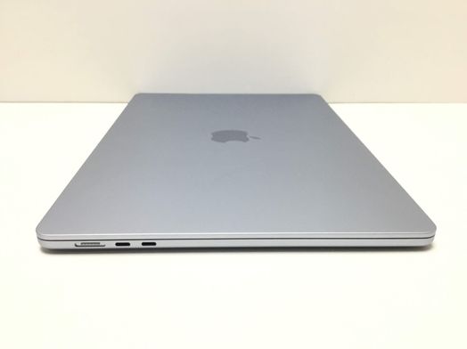 portatil apple apple macbook air m4 10-core 4.4 15 (10gpu) (2025) (a3241)