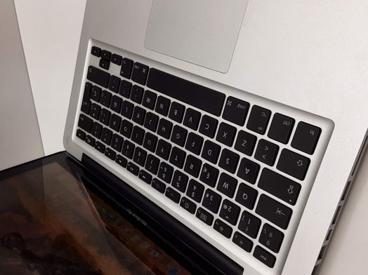 portatil apple apple macbook pro core i5 2.3 13 (2011) (a1278)